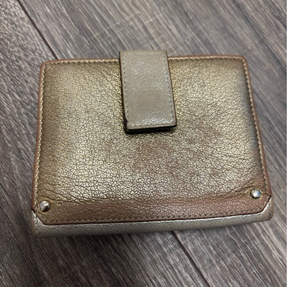 AUTHENTIC Salvatore Ferragamo Double Snap Gancini Hard ware Bifold Wallet Silver - Picture 5 of 5